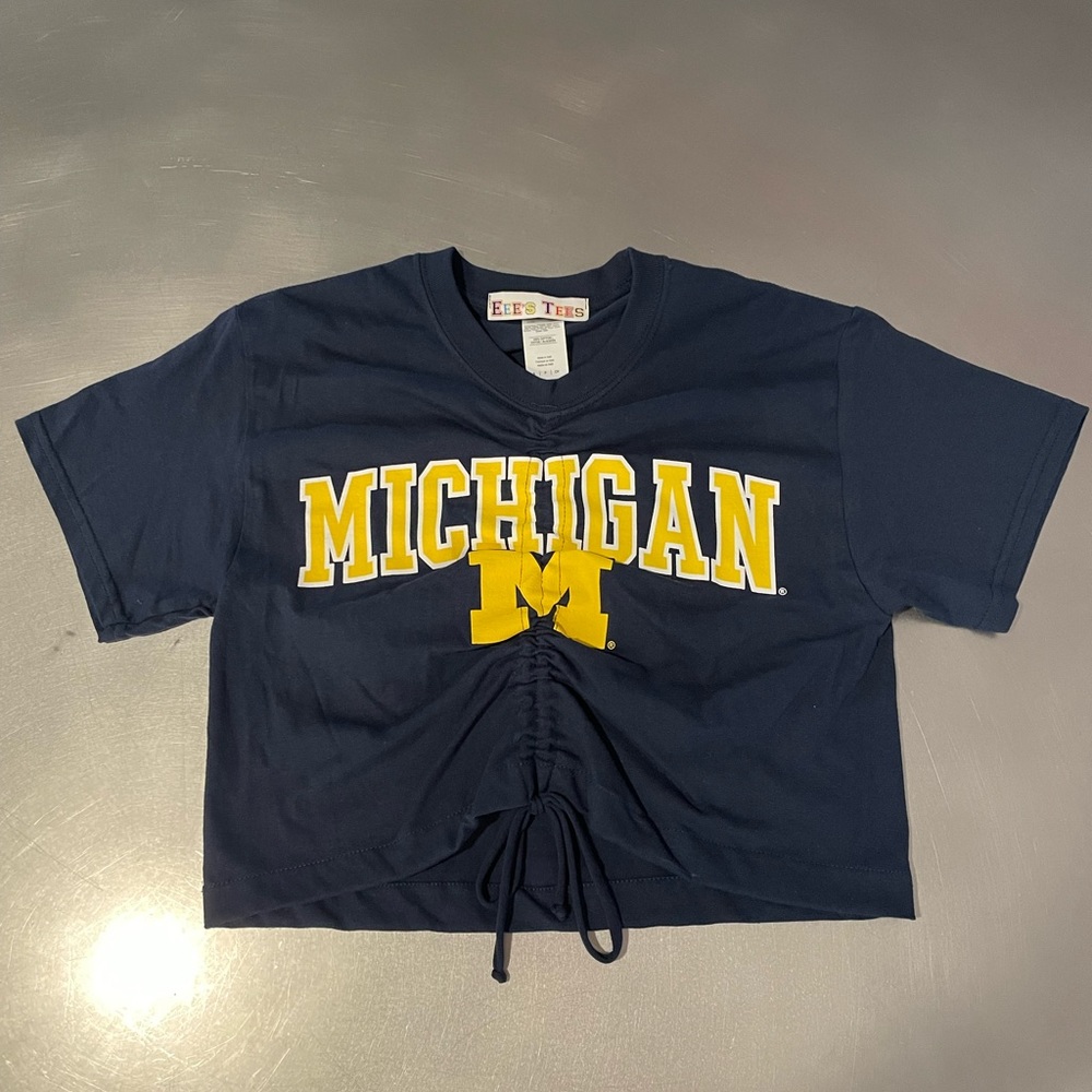 University of Michigan short sleeve ruched T-shirt